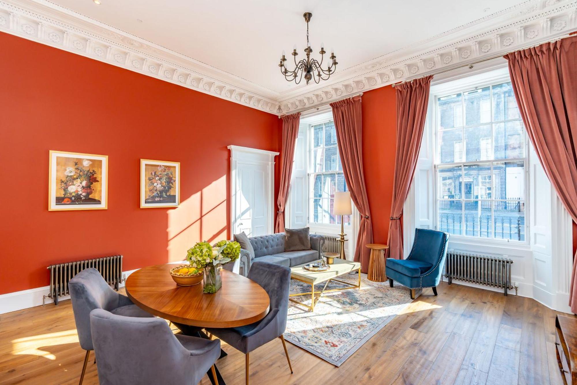 Dragon Suites Luxury Apartments At 9 Albyn Place Edinburgh Exterior photo